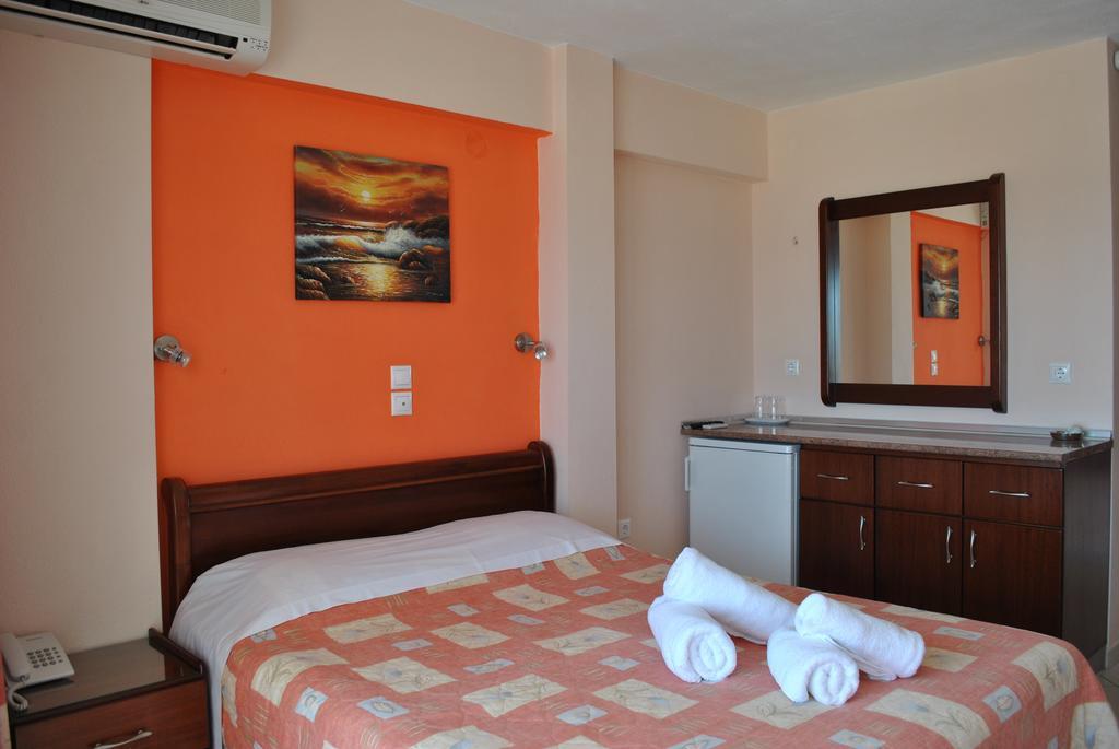 Sunrise Hotel Sarti Bagian luar foto